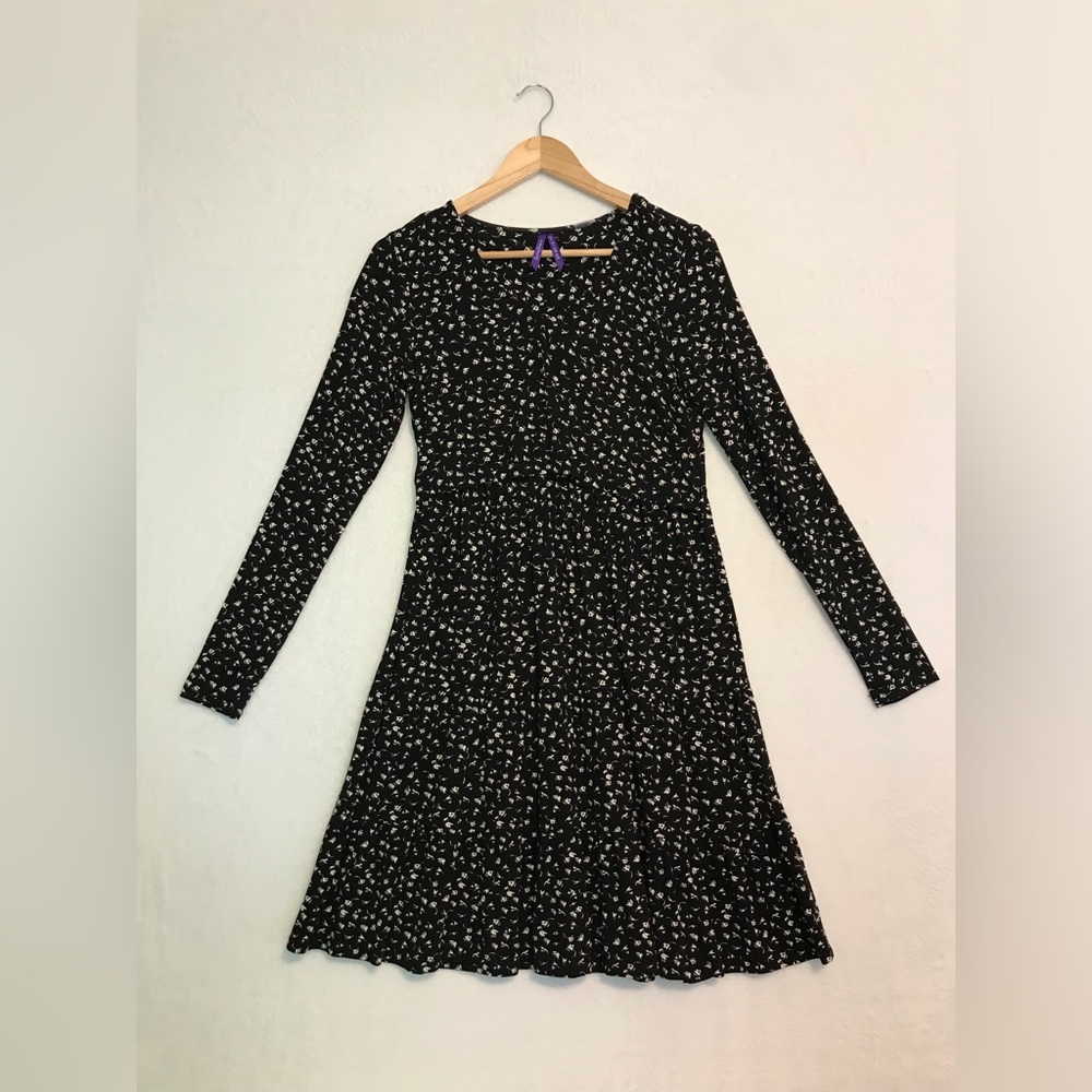 Seraphine Black and White Long Sleeve Dress